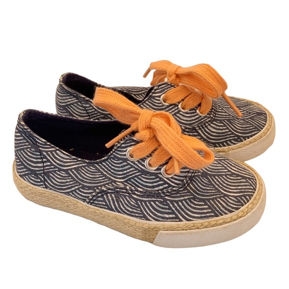 OshKosh B'gosh Other - OshKosh blue and orange patterned jute outsole surfer casual sneakers toddlers 8